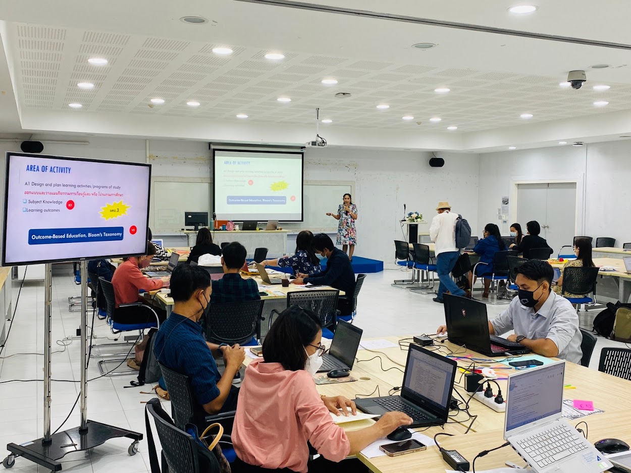 อบรมเชิงปฏิบัติการ Pre-UKPSF สำหรับอาจารย์ชาวไทย วันที่ 7-9 มีนาคม 2565